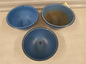 3 Pc enameled bowl set 9" - 10" - 12"