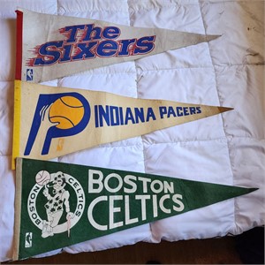 Vintage Basketball Pennants Boston Celtics +