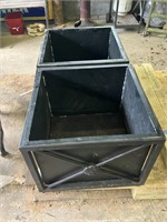 2 metal planters / wood boxes / fire pits