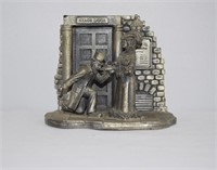 The Tudor Mint 'Stage Door' 6019 Figurine 4"