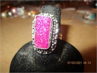 925 Ring w/ Pink Crystal Stone - 5.8g
