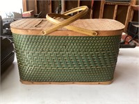 Vintage Hawkeye Green Woven Picnic Basket
