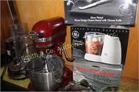 KITCHEN AIDE MIXER AND OTHER KITCHEN TOOLS