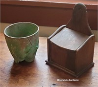 Small cast iron pot and salt box