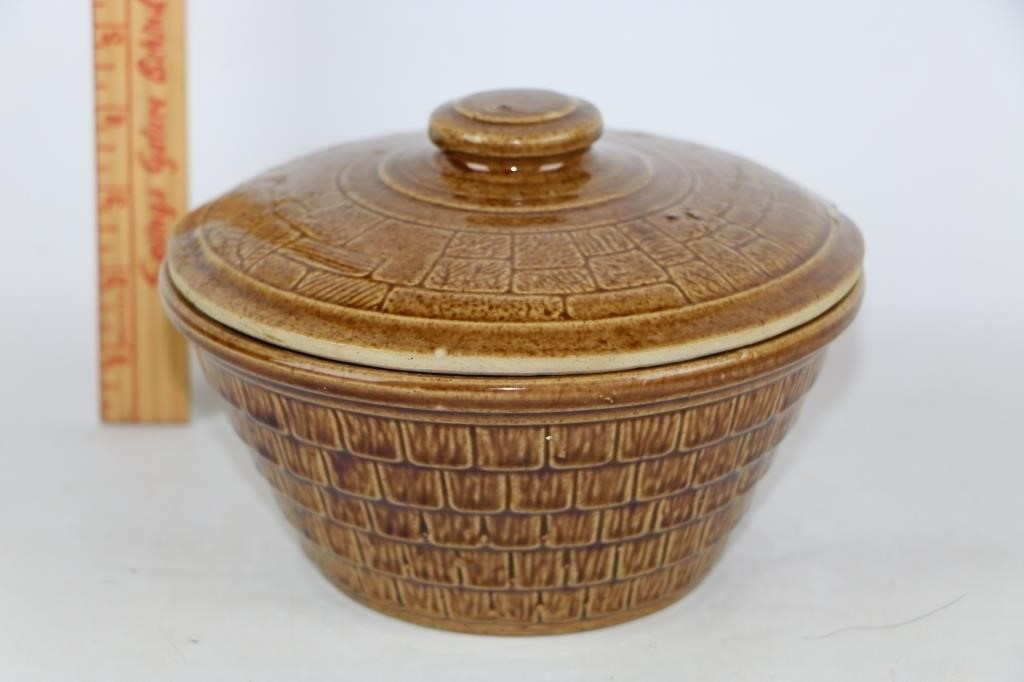 USA Pottery Covered Casserole Dutch Oven