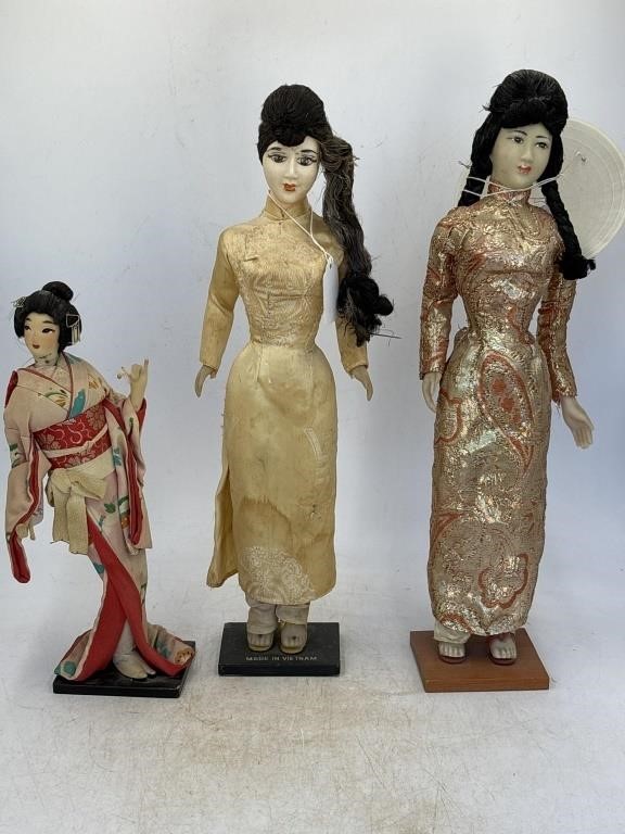 -3  dolls 2 vintage Vietnamese souvenir