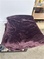 New queen/king size purple soft blanket with