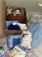 3 box miscellaneous lot from kitchen towels,