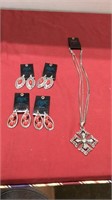 4 PAIR EARRINGS AND NECKLACE