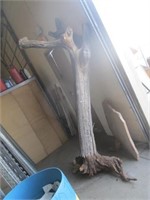 Large Tree W/Slate Shelf