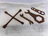 (4) Hex Wrench Lug Multi-Tools (Rusty)