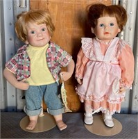 11 - LOT OF 2 COLLECTIBLE DOLLS (J33)