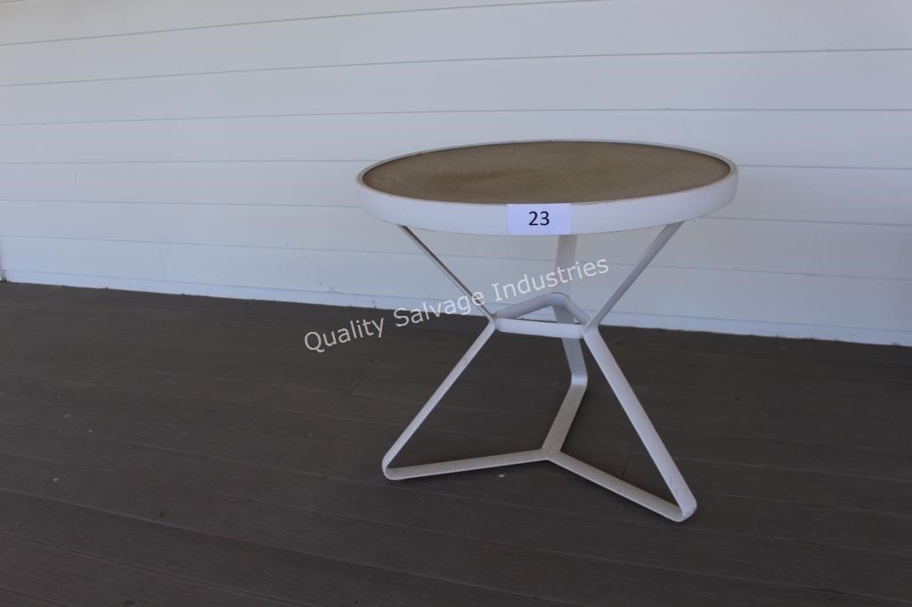 outdoor white 30” table