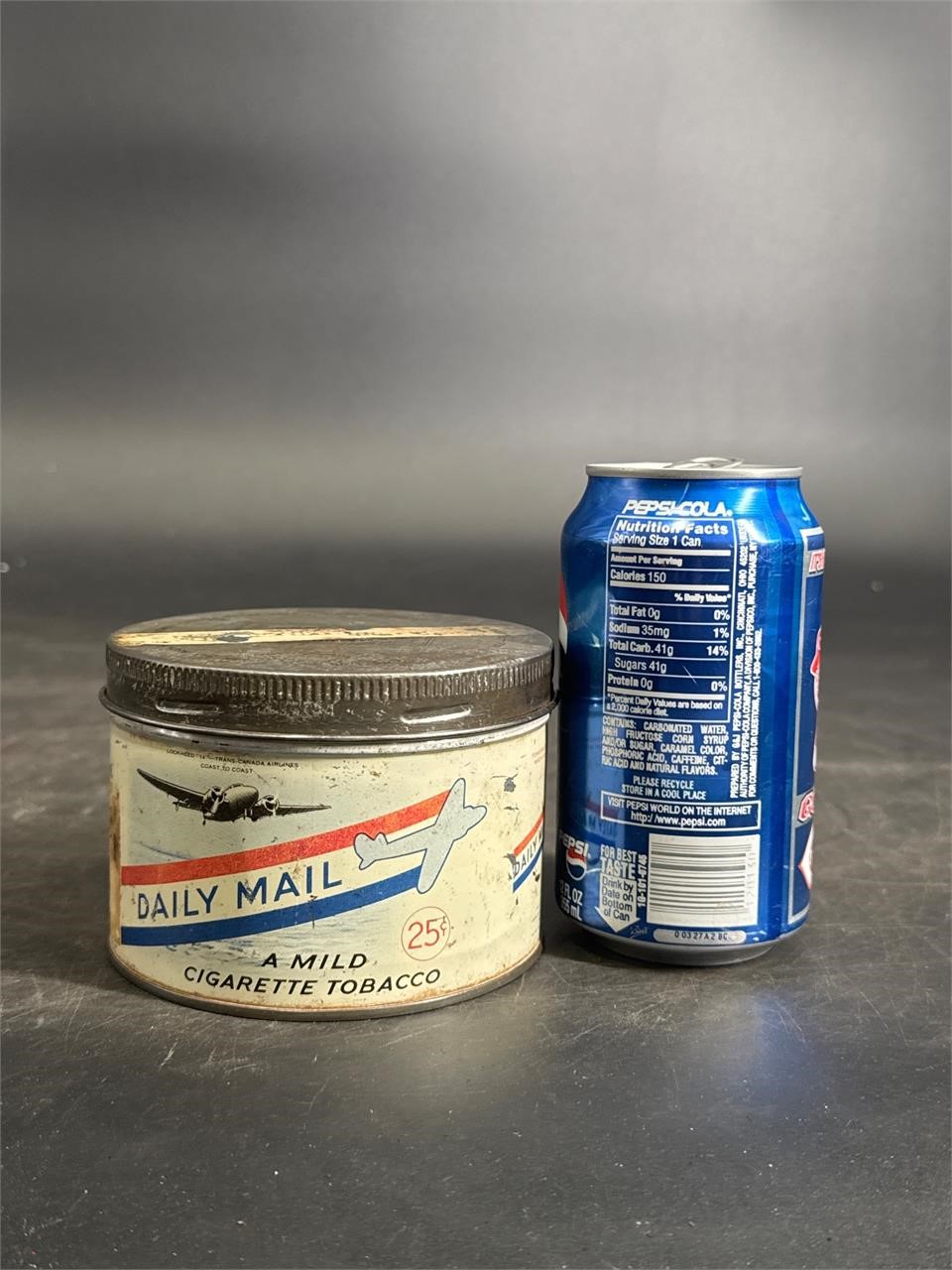 DAILY MAIL CIGARETTE TOBACCO TIN  JET AIRPLANE