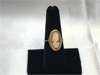 10K Oval Shell Carved Cameo Ring