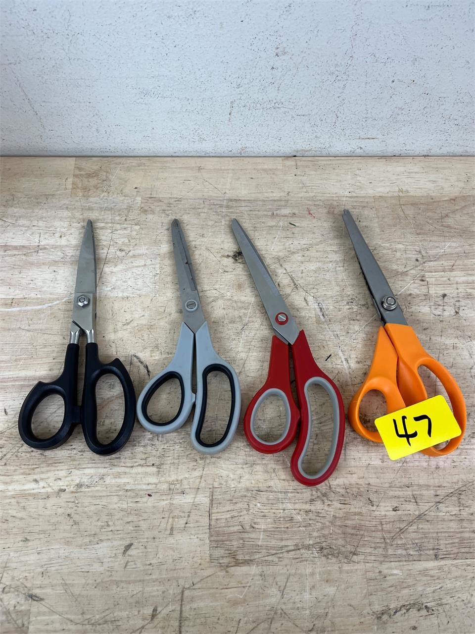 Scissors Lot