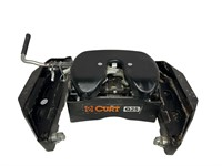 CURT 5TH WHEEL HITCH W/ PUCK BED SYSTEM MOUNT