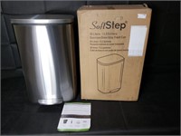 Step Trash Can with Odor Filter