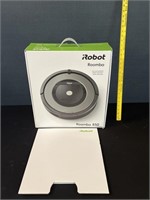 Brand New iRobot Roomba 850 Self Cleaning Vacuum