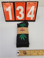 Pot Leaf Socks New