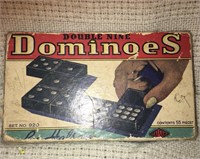 F5) Antique dominoes in original box (complete)