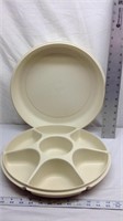 F6) Tupperware server in excellent condition