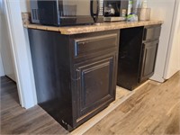 2 Kitchen Cabinets, Counter Top, Thresholds