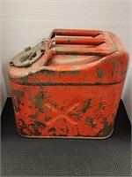 Vintage 2 1/2 gallon Jerry can