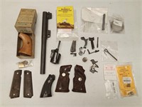 TRAY LOT OF PISTOL AND REVOLVER PARTS