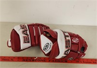 Easton Hockey Gloves