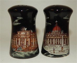 Retro Rome Souvenirs with Atomic Decor