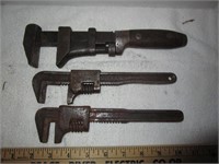 Early pipe wrenches