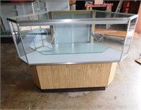 Lighted Display cabinet 51x21x40