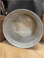 round galvanized tub