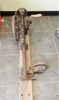 VINTAGE WALL MOUNTED DRILL PRESS, HAND CRANK