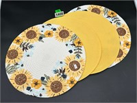 (4) 15" round woven placemats