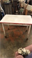 Chippy Old Table (needs some TLC)