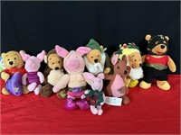 Winnie the Pooh collection 8 pieces like new