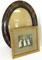 Oval Picture with Curved Glass