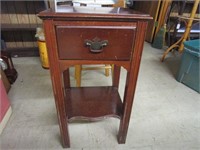 Nice side table w/drawer - LOCAL PICKUP ONLY