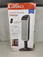 Lasko Ceramic Pedistal Heater w/ Remote