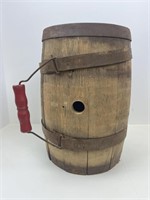 Small whiskey barrel with handle