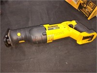 DeWalt 20V reciprocating saw, tool Only