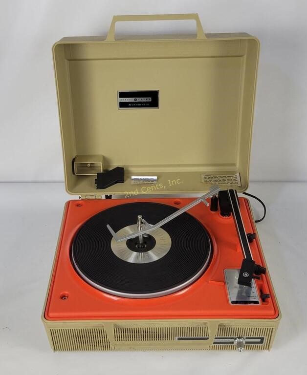 Vtg G E Portable Turntable, Not Working