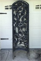LAWN TRELLIS #1 - 5 SECTIONS OF BLACK COATED STEEL