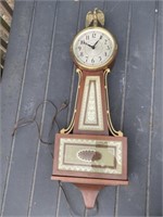 Seth Thomas E53O-001 Banjo clock, front glass