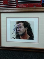 MEL GIBSON AUTOGRAPHED PICTURE