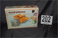 Mouli-Julienne Slicer