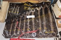 Pittsburgh 12 Piece Combo Wrench Set
