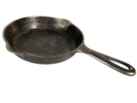 Griswold No, 3 Double Spout Cast Iron Frying Pan